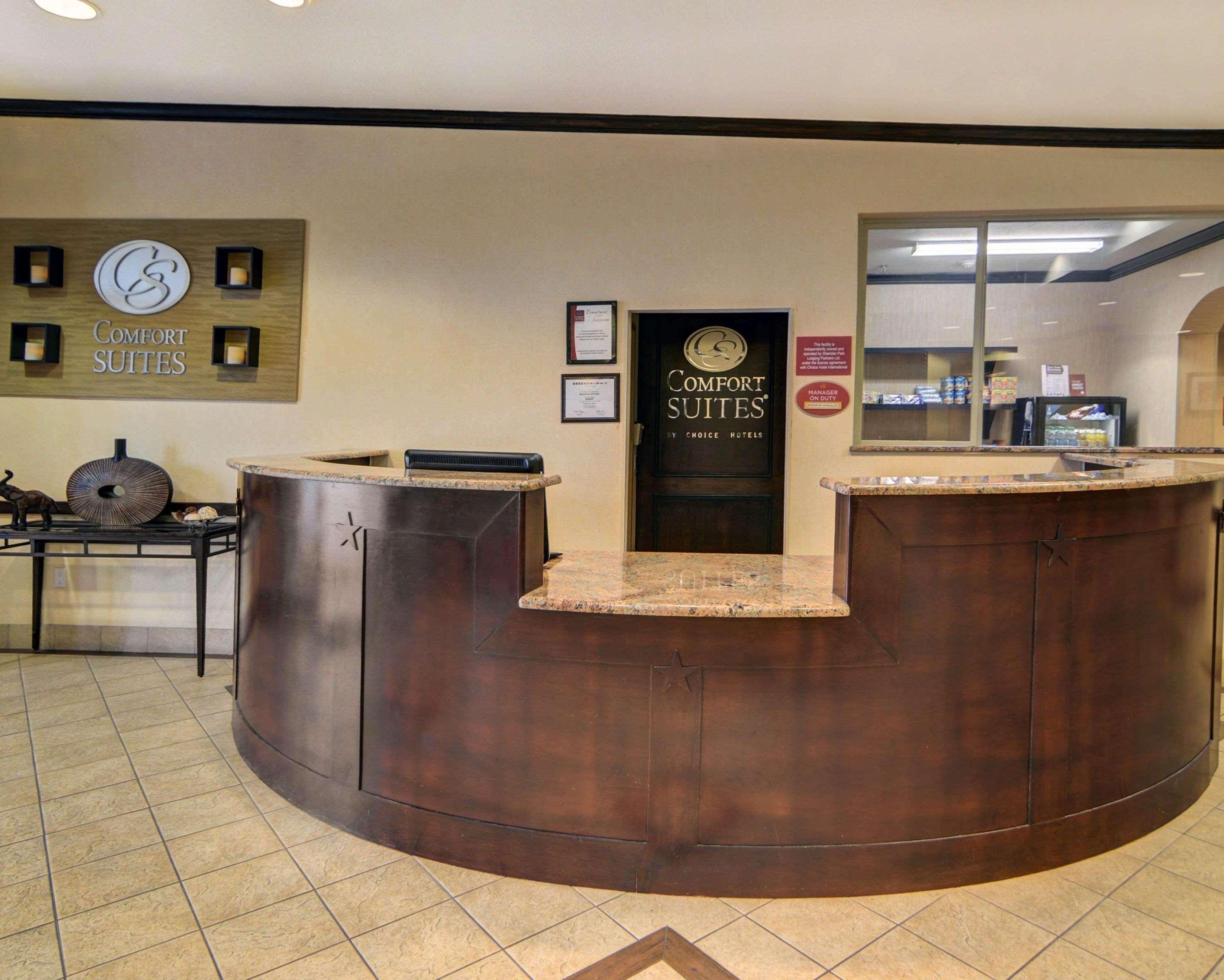 Comfort Suites Fort Worth South Экстерьер фото