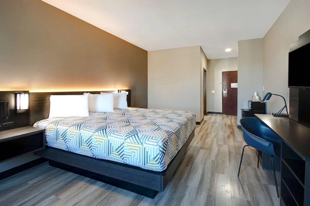 Comfort Suites Fort Worth South Экстерьер фото